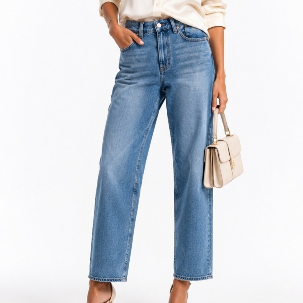 True Religion Ricki Relaxed Straight Leg Jeans Blue Raw Hem Size 28‎ Medium Wash